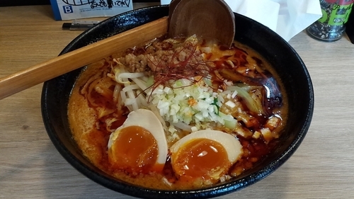 「白胡麻担々麺」@麺や 蓮と凜の写真