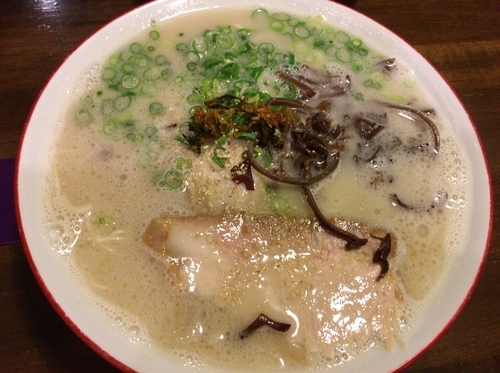 「長浜ラーメン＠６９０円＋替玉＠１００円」@長浜ラーメン 松吉の写真