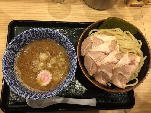 「つけめん 中＋チャーシュー」@舎鈴 池袋東口店の写真