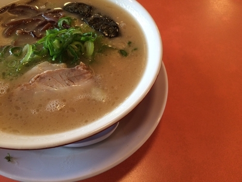 「こってり長浜とんこつラーメン ¥650」@博多餃子房 長浜食堂の写真