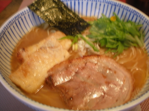 「中華そば　600円　(大盛サービス)」@中華そば とんびの写真