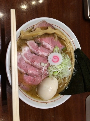 「特製中華そば」@煮干中華そば 鈴蘭 新宿店の写真