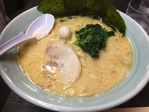 「ラーメン特盛味濃いめ」@壱七家 本厚木店の写真