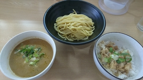 「つけめんと鶏めし」@NOODLE BASE  TRICK☆STARの写真