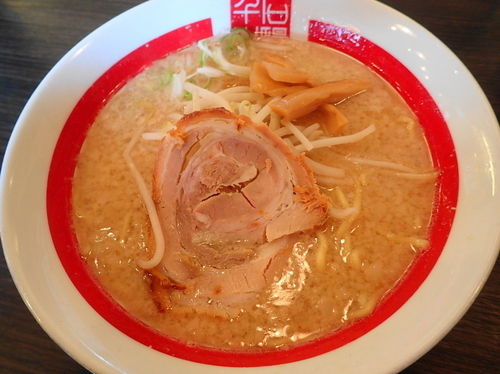「らーめん 麺硬め」@千石自慢ラーメン 本店の写真