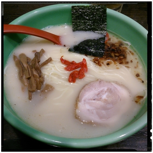 「むさし坊らーめん 細麺 720えん」@麺匠 むさし坊 武蔵浦和本店の写真