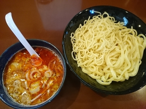 「辛肉もりそば（ハーフ＆ハーフ） ￥930」@UNDER GROUND RAMENの写真