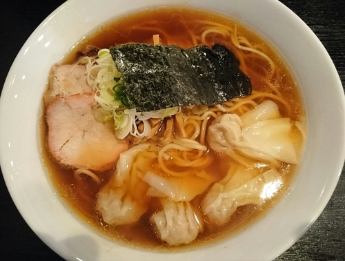 「ワンタンメン（醤油）」@支那ソバ 小むろの写真