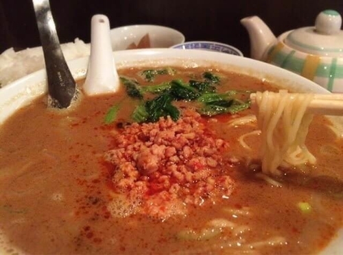 「担々麺+半ライス(880円)」@來來の写真