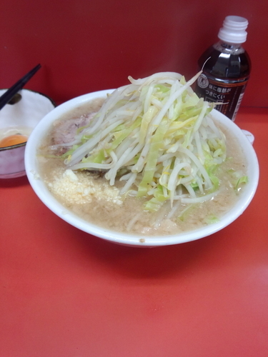 「小ラーメン ニンニクアブラ生タマゴ」@ラーメン二郎 神田神保町店の写真