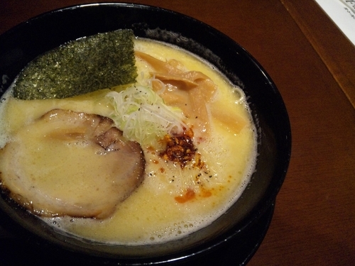 「鶏白湯ラーメン 塩 800円」@ちゅらりの写真