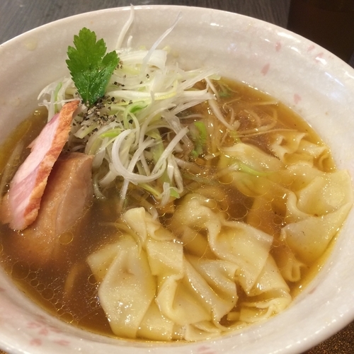 「ワンタン麺 900円」@チラナイサクラの写真