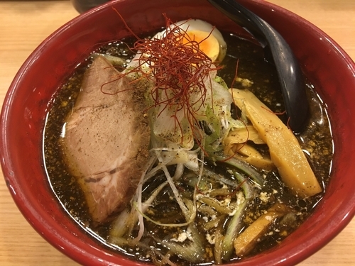 「味玉黒味噌950円」@初代けいすけ イーアスつくば店の写真