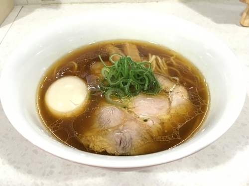 「味玉付き 醤油 850円」@ラーメン星印の写真