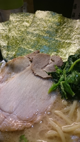 「醬油ラーメン並全部普通」@横浜家系 ぱるぷん亭の写真