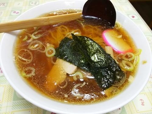 「ラーメン　（大盛り）」@七福の写真