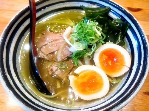 「（限定）牛と帆立の汐らーめん　950円」@麺場voyageの写真