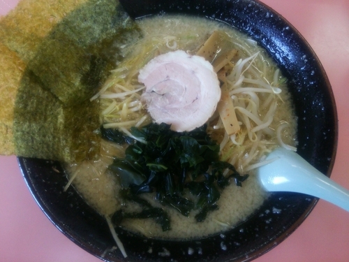 「ネギラーメン（硬め、アブラ多め）＋中盛」@ラーメンショップ 東大室店の写真