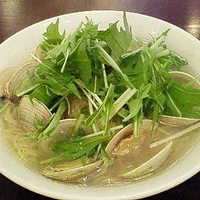 濃厚貝出汁のホンビノスラーメン（セット）　９８０円　※