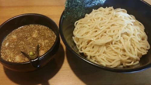 「煮干しつけ麺 700円 大盛50円」@pumehana RA-MEN + CAFE BARの写真