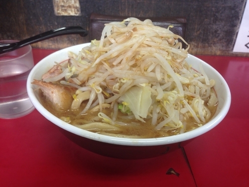 「小ラーメン【ニンニク少なめ・ヤサイ・カラメ】700円」@蓮爾 登戸店の写真