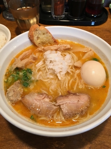 「鶏そば塩 大盛 味玉トッピング」@はりけんラーメンの写真