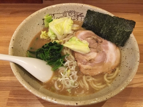 「しょうゆとんこつ」@ラーメン 轟の写真