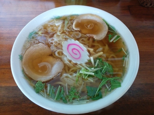 「醤油らーめん　648円」@ラーメン雅の写真