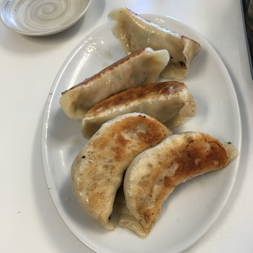 「大きな餃子」@らーめん 東京食堂の写真