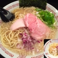 背脂中華そば（750円）+替え玉（150円）