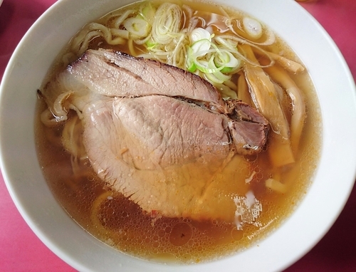 「手打ラーメン」@一品香 駅南店の写真