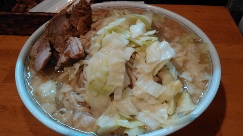 「ラーメン（神大盛？）」@ファットンの写真