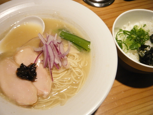 「本日限定：濃厚鯛白湯780円+ライス大150円」@麺処 篠はらの写真