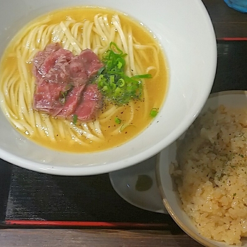 「松阪ラーメンセット　３１００円」@麺や 蒼 AOIの写真
