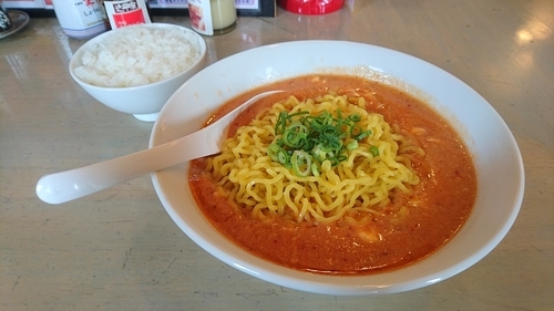 「濃厚えび味噌タンタンメン+小ライス(クーポン)」@奴が愛したタンタンメン 近平家の写真