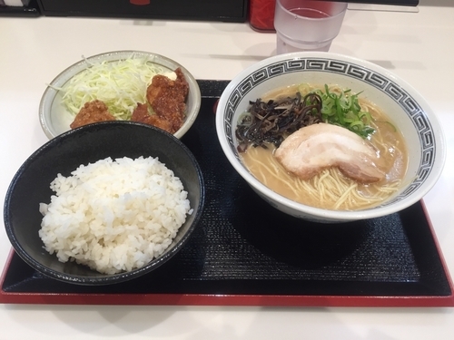 「白➕唐揚げセット」@ごはんどき 相模原店の写真