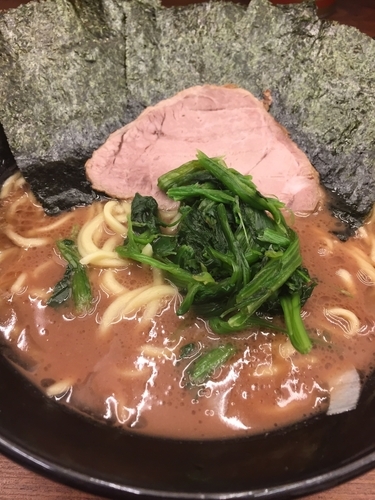 「ラーメン 濃いめ」@横浜家系らーめん 武道家 吉祥寺店の写真