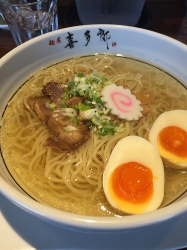 「塩中華そば 煮玉子付き 750円」@中華そば さかうちの写真
