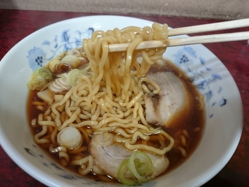 「ラーメン 700円」@ラーメンの支那銀の写真