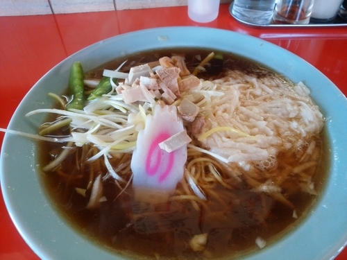 「ネギトロラーメン（ランチセットで餃子４個）」@ラーメンショップ 姉妹の写真