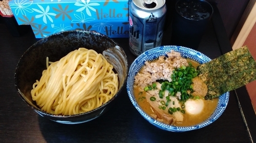 「二代目つけめん+特製+キーマ+缶ビール」@二代目 狼煙 ～心～の写真
