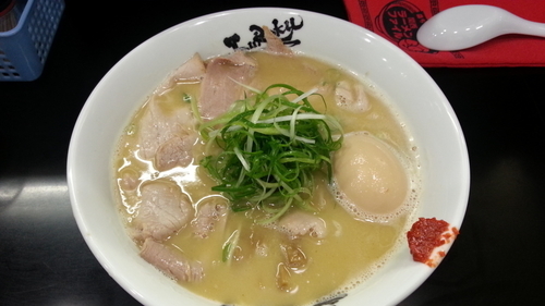 「鶏白湯ラーメン+肉増し+煮玉子」@麺屋 丈六の写真