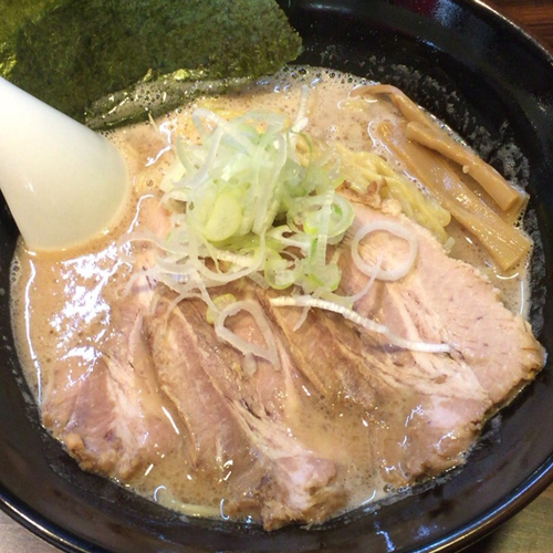 「ラーメン 細麺＋大盛200g（680円）」@ラーメン長山の写真