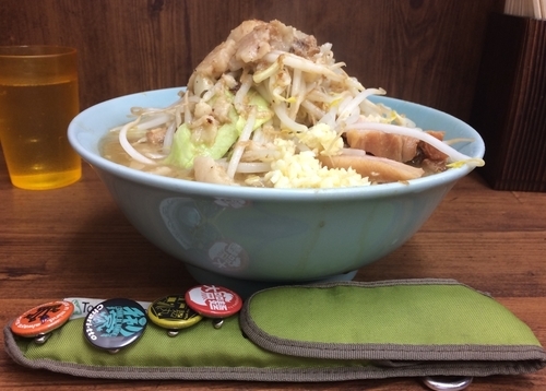 「ラーメン＋ニンニク、アブラ」@ラーメン二郎 池袋東口店の写真