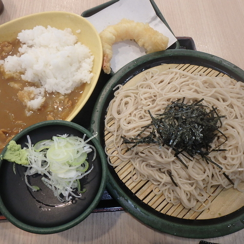 「カレーセット(500円)(冷たいそば)」@ゆで太郎 船橋南口店の写真