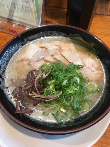 「清水屋ラーメン800円+替玉120円」@博多ラーメン 清水屋の写真