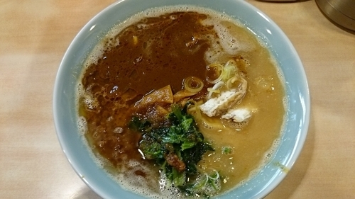 「飛騨牛骨ニンニクカレーラーメン」@らーめん工房 雪濃湯の写真