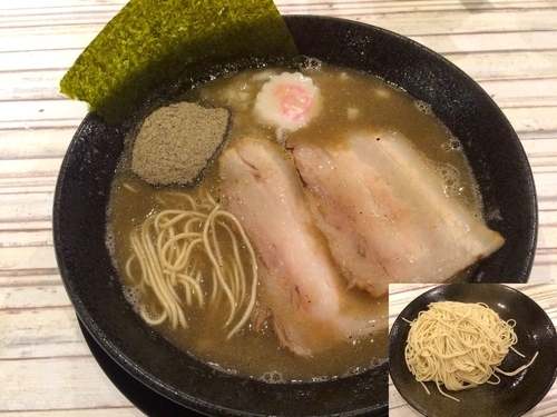 「超濃厚らぁめん（790円）」@濃厚商店の写真