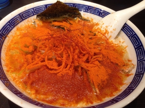 「濃厚鶏白湯そば780円一味唐辛子食べるラー油」@麺処 れん屋の写真