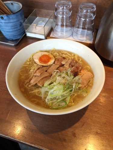 「塩ラーメン 大盛①」@四つ木五丁目ラーメンの写真